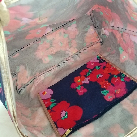 Lilly Pulitzer Floral Tote Bag - Picture 6 of 16
